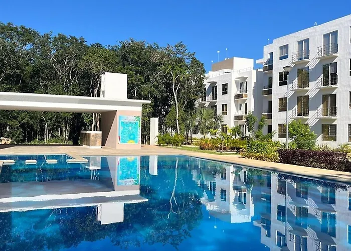 Large Three-bedroom Playa del Carmen